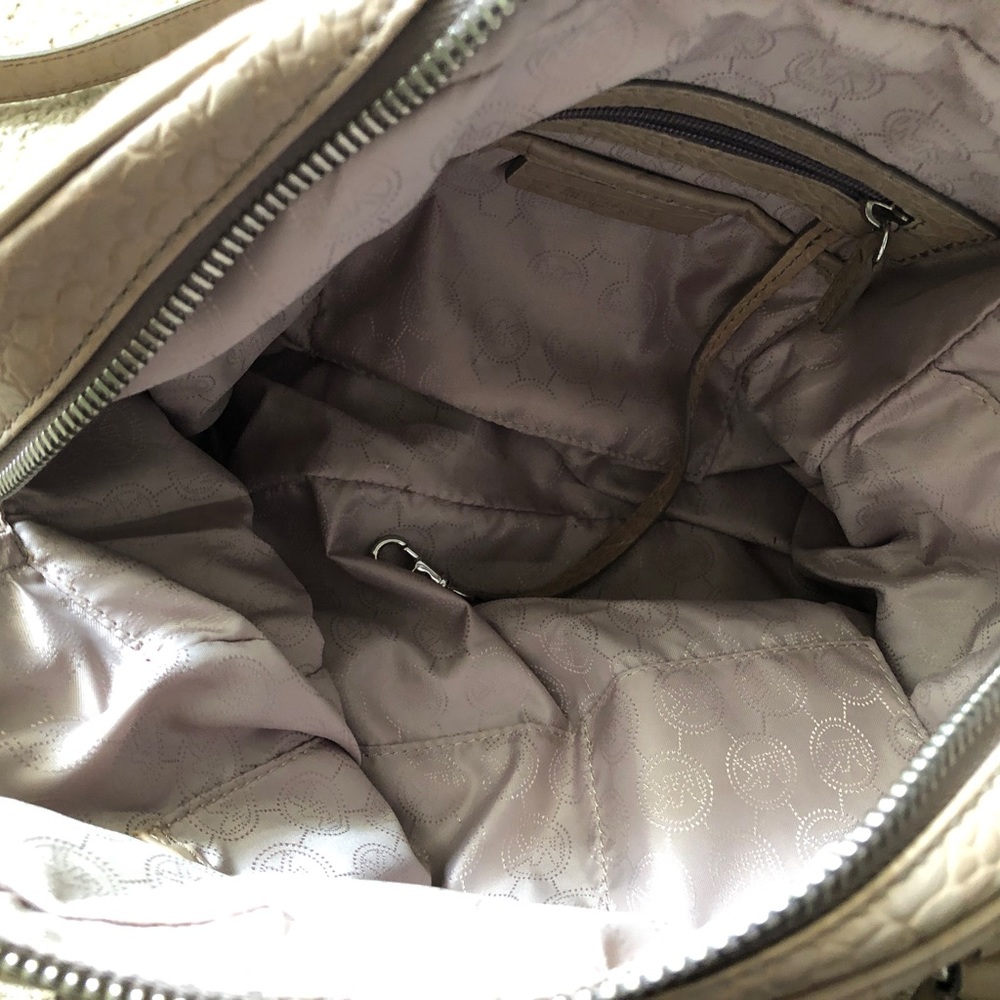 Michae Kors Purse